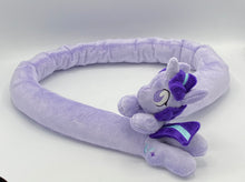 Load image into Gallery viewer, A very long pony like a scarf. The flank has a purple star and blue aurora on it. Hair is purple with blue streak. Eye is purple.