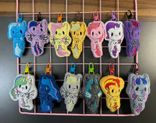 Load image into Gallery viewer, Anxious List Queen Keychain
